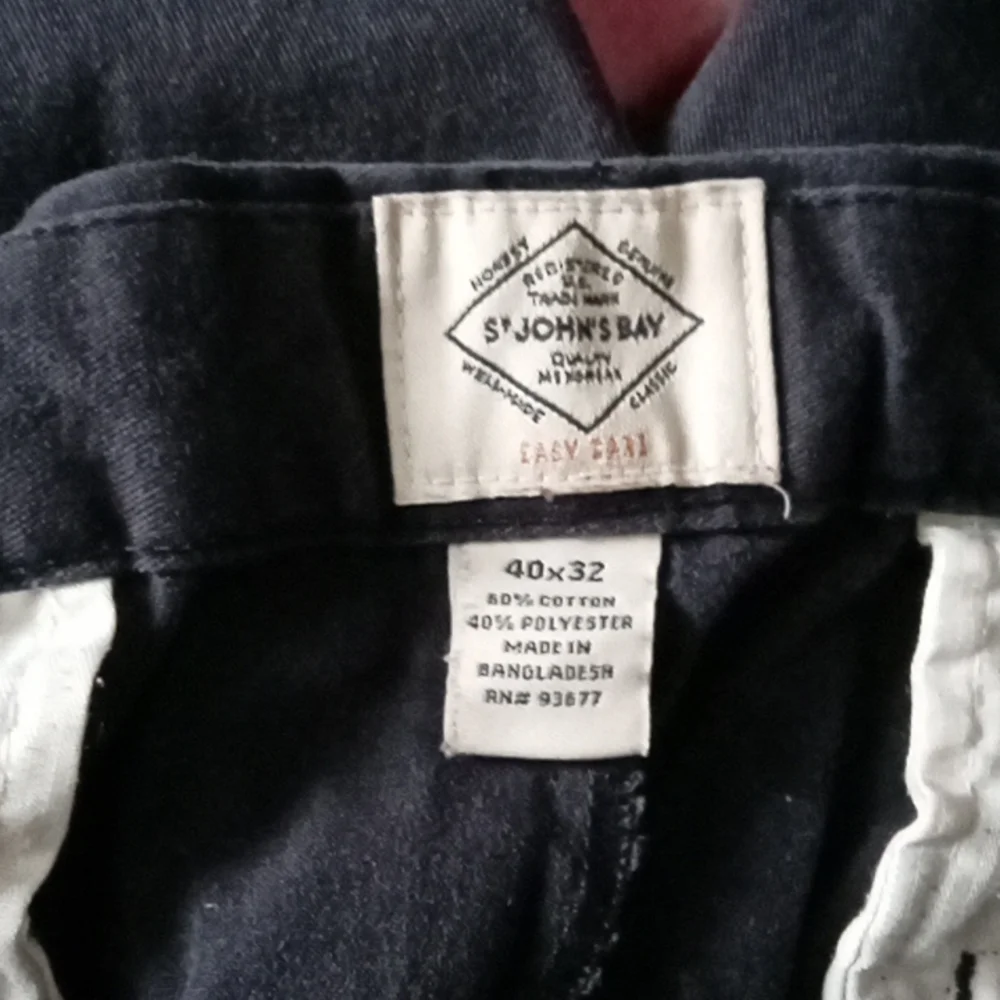 Men's St. John's Bay Dress Slacks 40X32 - Picture 3 of 3